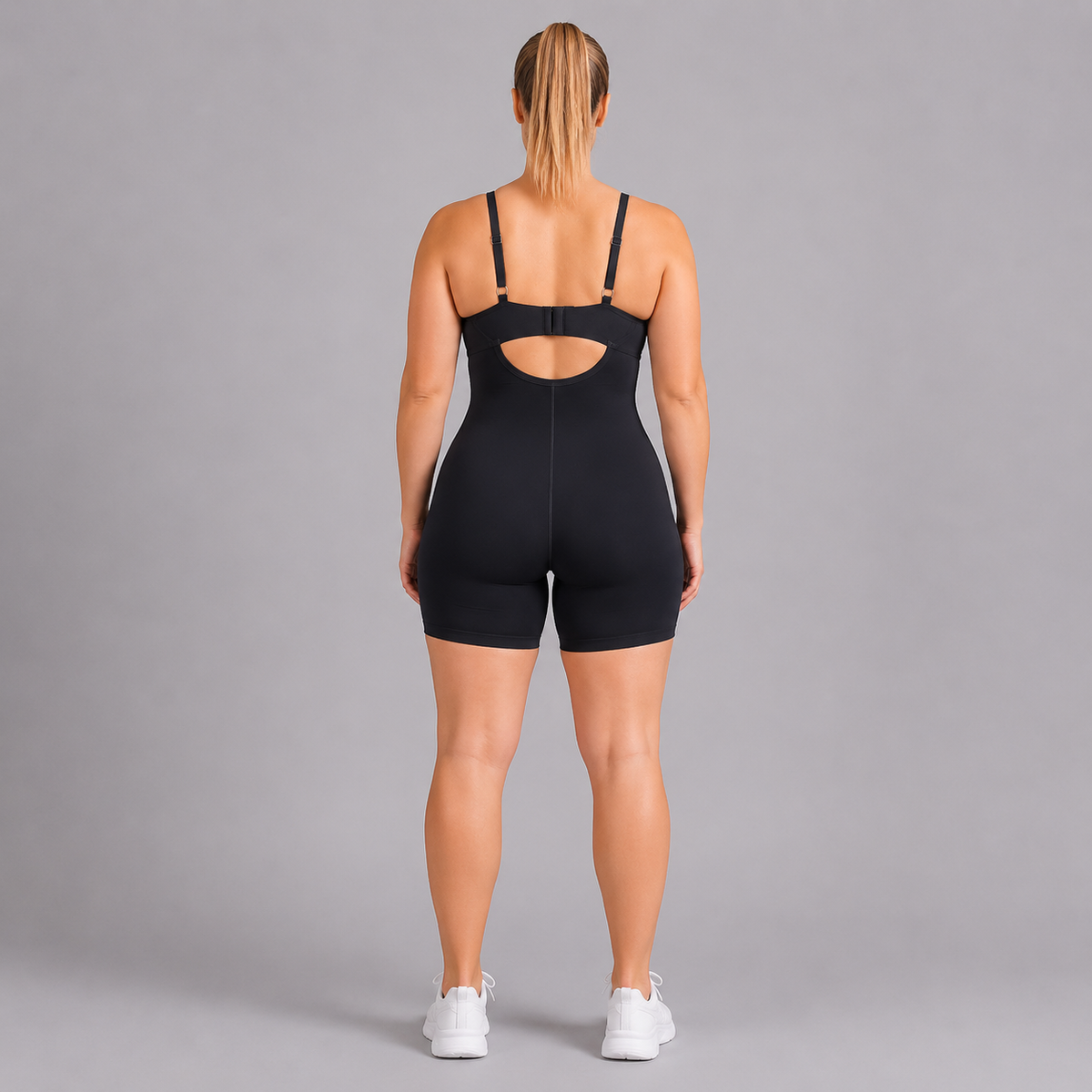 Preorder - 22. juni - Luna Bodysuit Shorts